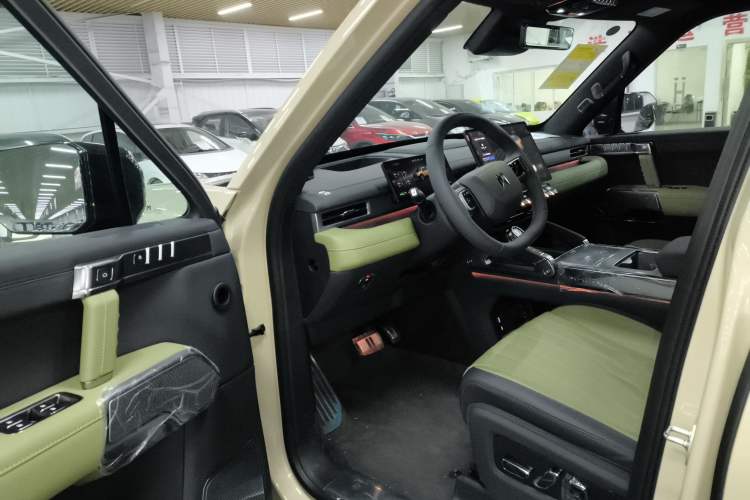 Used Brave warrior M817 2025 Model, Hero Driver Seat