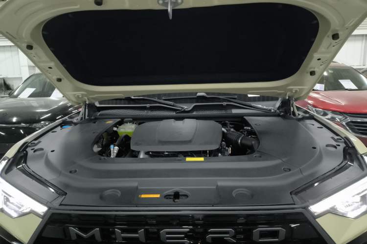 Used Brave warrior M817 2025 Model, Hero Engine Bay