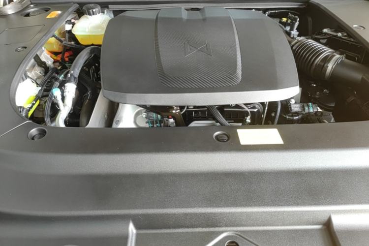 Used Brave warrior M817 2025 Model, Hero Engine Bay