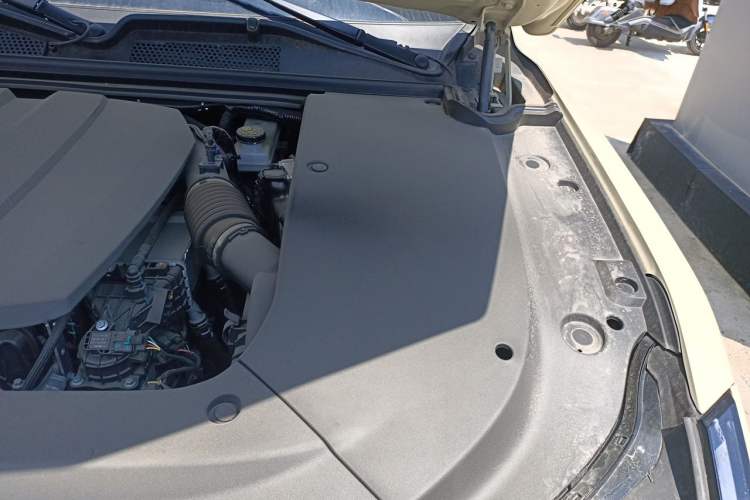 Used Brave warrior M817 2025 Model, Hero Engine Bay Left