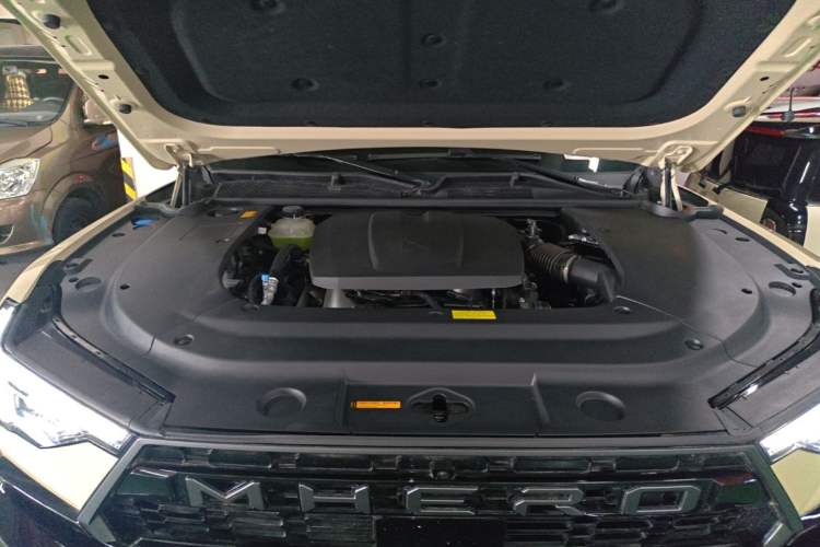 Used Brave warrior M817 2025 Model, Hero Engine Bay