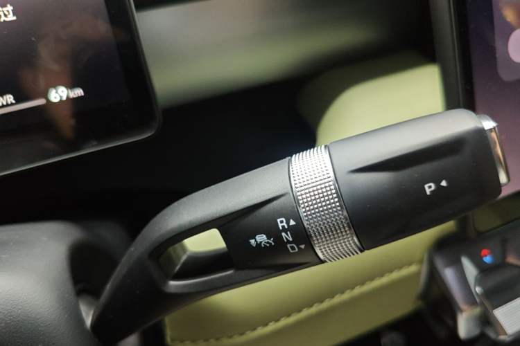 Used Brave warrior M817 2025 Model, Hero Gear Lever