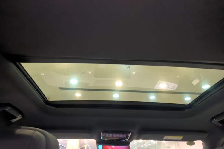 Used Brave warrior M817 2025 Model, Hero Headliner