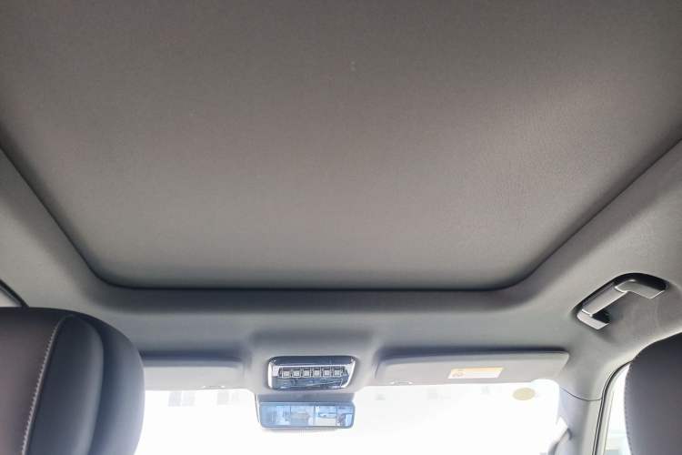 Used Brave warrior M817 2025 Model, Hero Headliner