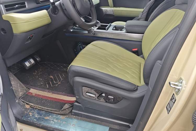 Used Brave warrior M817 2025 Model, Hero Left Front Seat