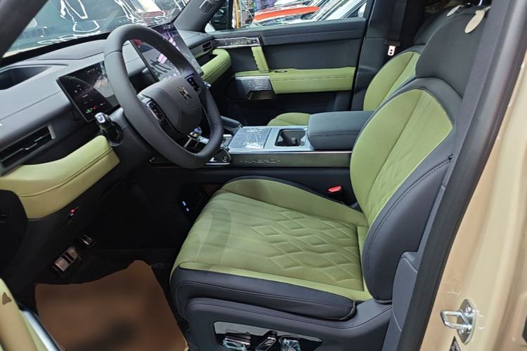 Used Brave warrior M817 2025 Model, Hero Left Front Seat