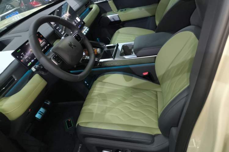 Used Brave warrior M817 2025 Model, Hero Left Front Seat
