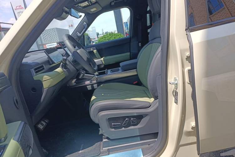 Used Brave warrior M817 2025 Model, Hero Left Front Seat