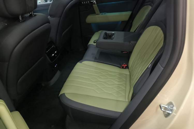 Used Brave warrior M817 2025 Model, Hero Left Rear Seat