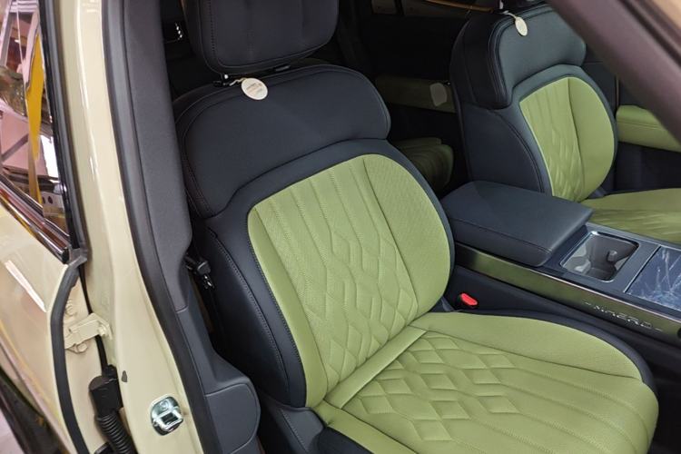 Used Brave warrior M817 2025 Model, Hero Right Front Seat