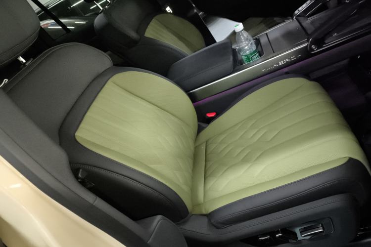 Used Brave warrior M817 2025 Model, Hero Right Front Seat