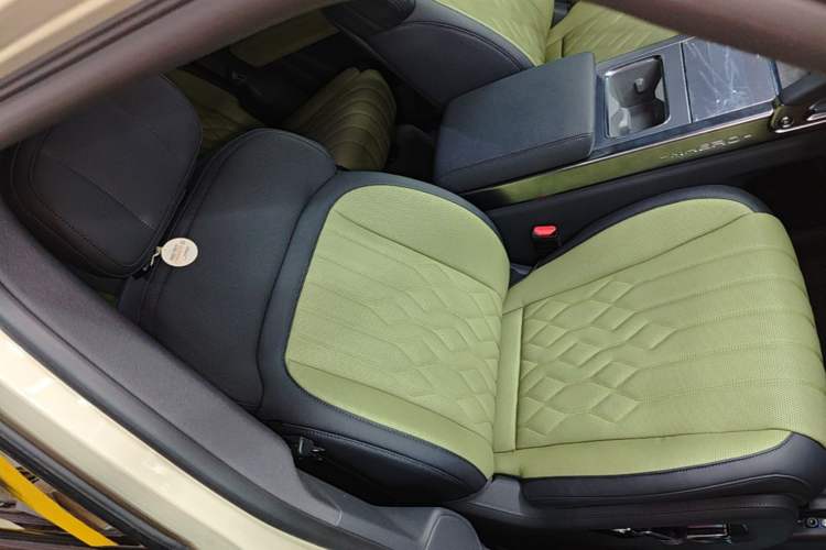 Used Brave warrior M817 2025 Model, Hero Right Front Seat