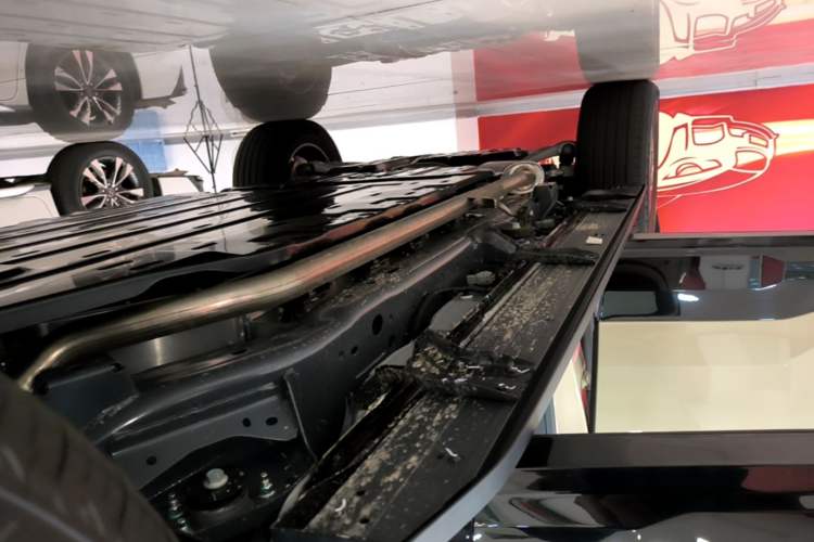 Used Brave warrior M817 2025 Model, Hero Right Side Sill