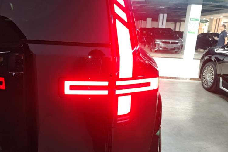 Used Brave warrior M817 2026 Model Max+ Right Rear Taillight