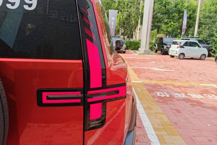 Used Brave warrior M817 2026 Model Ultra Right Rear Taillight
