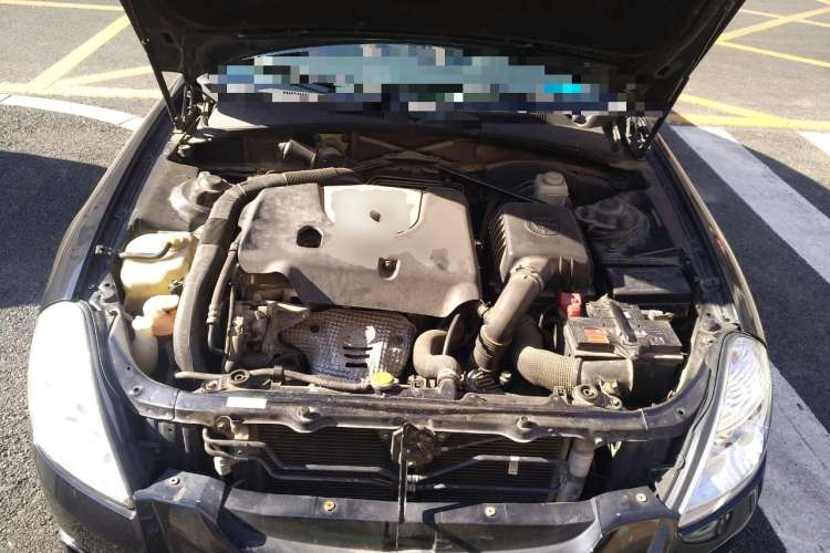 Used Brilliance BS6 2011 1.8T Automatic Comfort Model Engine Bay
