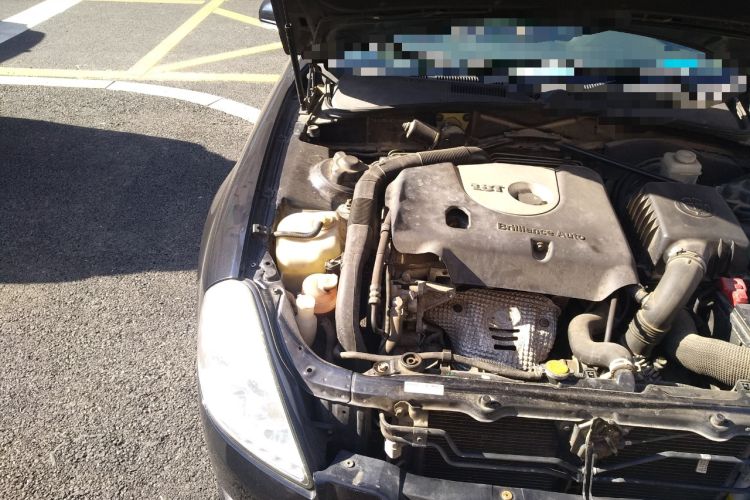Used Brilliance BS6 2011 1.8T Automatic Comfort Model Engine Bay Right