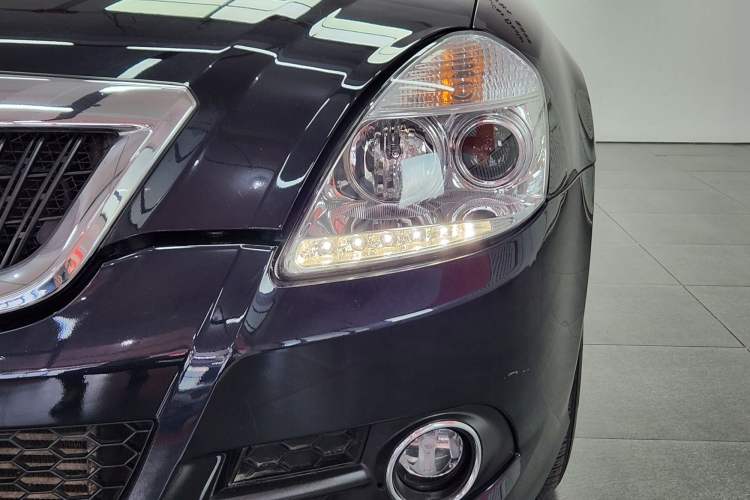 Used Brilliance BS6 2011 1.8T Automatic Comfort Model Exterior 7