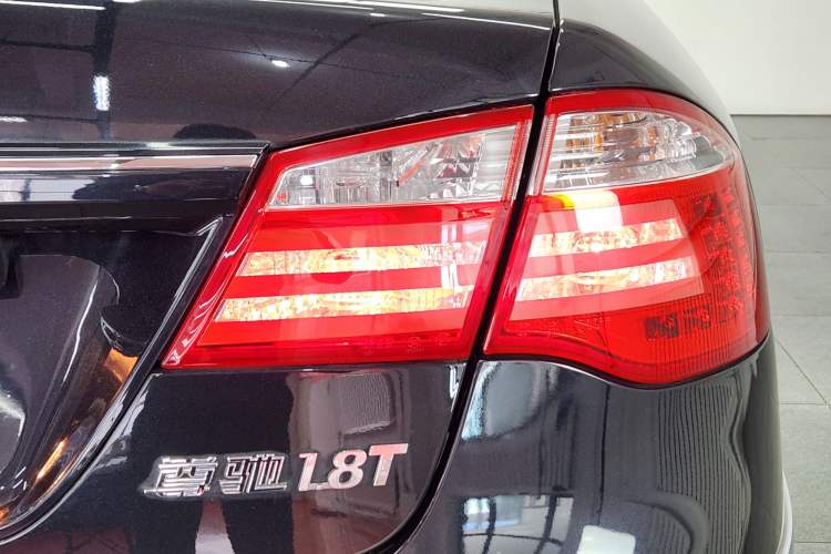Used Brilliance BS6 2011 1.8T Automatic Comfort Model Exterior 8
