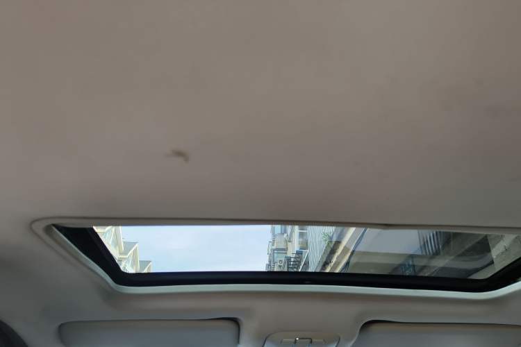Used Brilliance BS6 2011 1.8T Automatic Flagship Edition Headliner