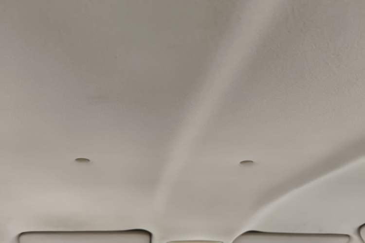 Used Brilliance BS6 2011 1.8T Automatic Comfort Model Headliner
