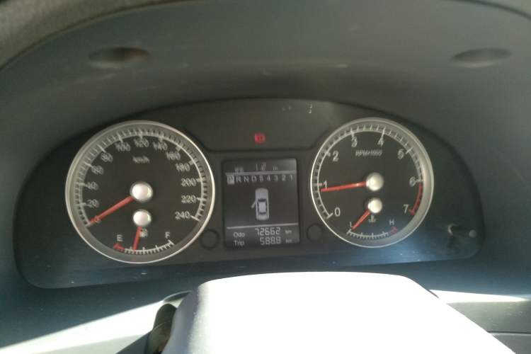 Used Brilliance BS6 2011 1.8T Automatic Comfort Model Instrument Cluster