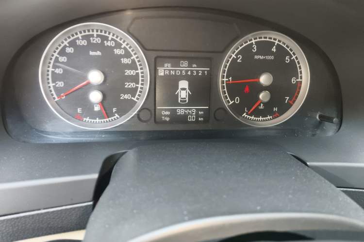 Used Brilliance BS6 2011 1.8T Automatic Flagship Edition Odometer Close Up