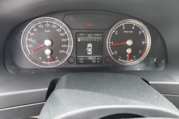 Used Brilliance BS6 2011 1.8T Automatic Comfort Model Odometer Close Up