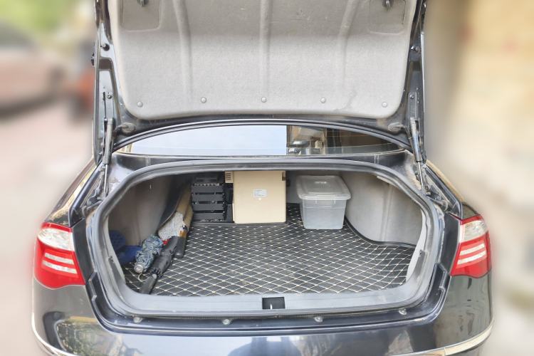 Used Brilliance BS6 2011 1.8T Automatic Flagship Edition Trunk