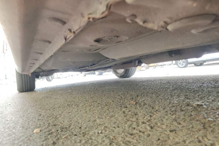Used Brilliance H220 2014 1.5L Manual Elite Model Chassis Front Right