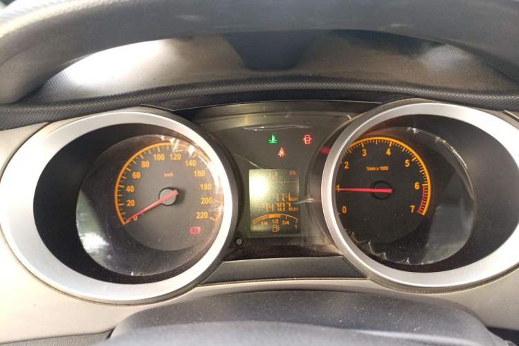 Used Brilliance H220 2014 1.5L Manual Comfort Model Instrument Cluster