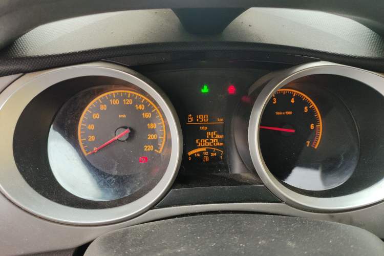 Used Brilliance H220 2014 1.5L Manual Elite Model Instrument Cluster