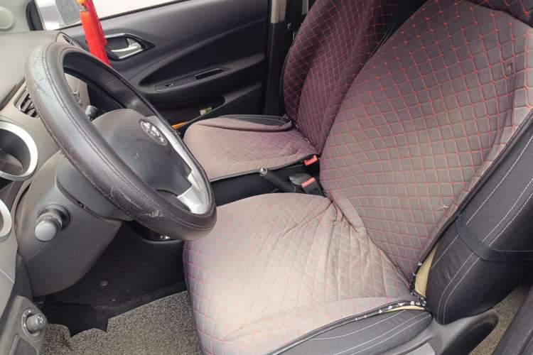 Used Brilliance H220 2014 1.5L Manual Elite Model Left Front Seat