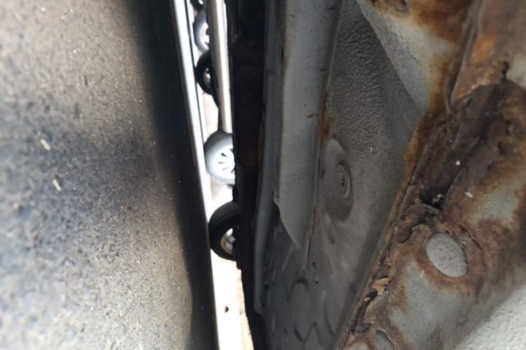 Used Brilliance H220 2014 1.5L Manual Comfort Model Chassis Front Left