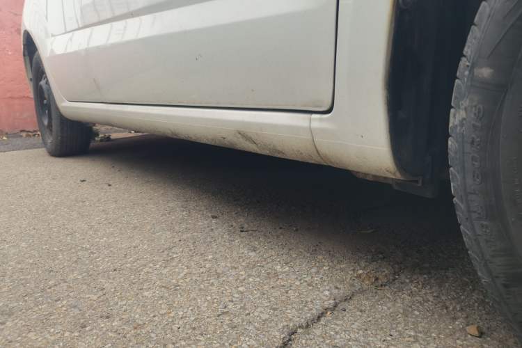 Used Brilliance H220 2014 1.5L Manual Comfort Model Chassis Front Right