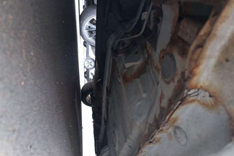 Used Brilliance H220 2014 1.5L Manual Comfort Model Chassis Rear Right