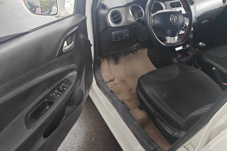 Used Brilliance H220 2014 1.5L Manual Comfort Model Driver Seat