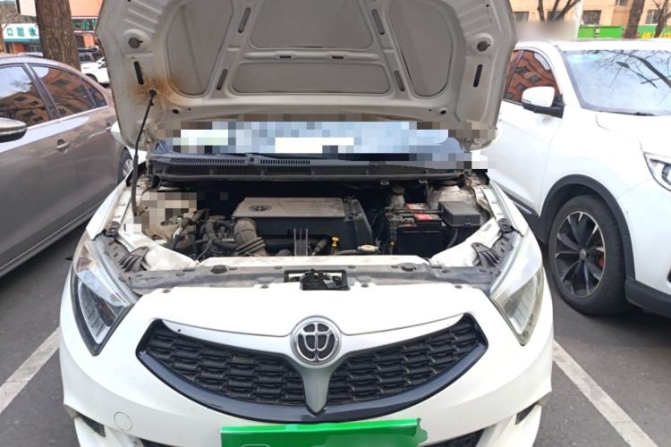 Used Brilliance H220 2014 1.5L Manual Comfort Model Engine Bay