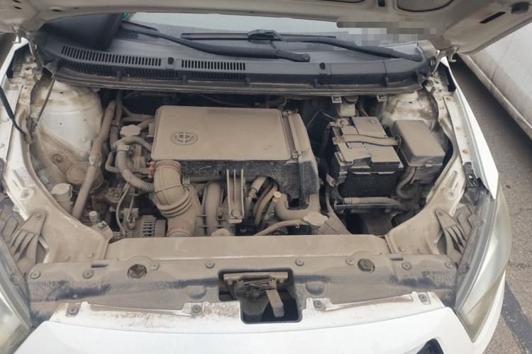 Used Brilliance H220 2014 1.5L Manual Comfort Model Engine Bay