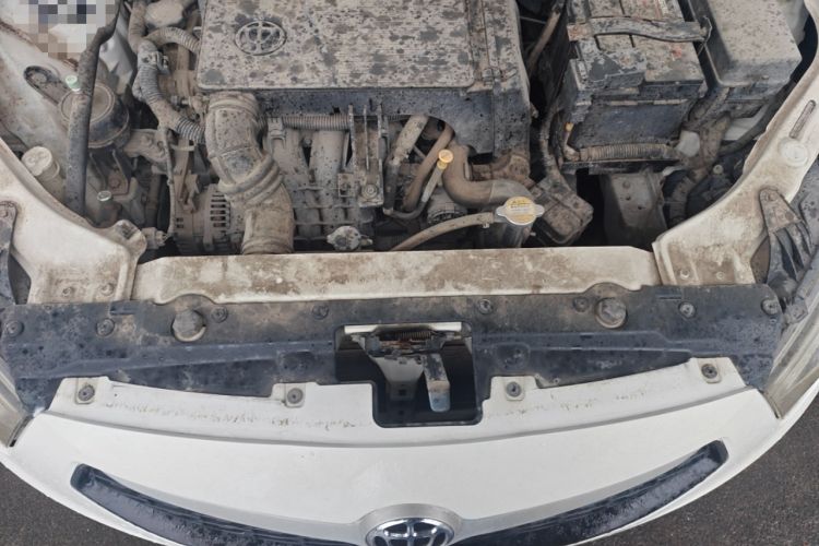 Used Brilliance H220 2014 1.5L Manual Comfort Model Engine Bay