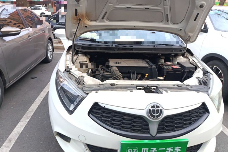 Used Brilliance H220 2014 1.5L Manual Comfort Model Engine Bay Right
