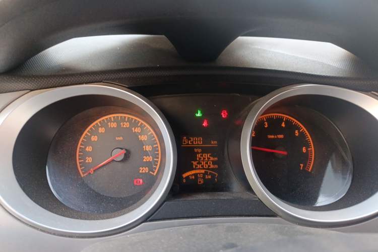 Used Brilliance H220 2014 1.5L Manual Comfort Model Instrument Cluster