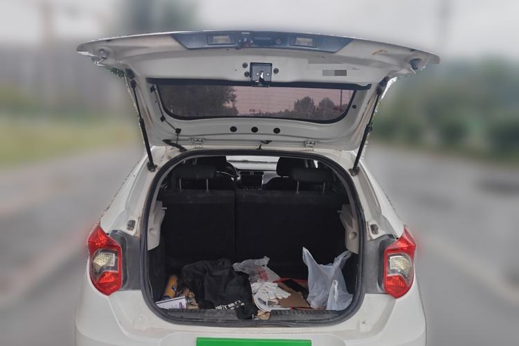 Used Brilliance H220 2014 1.5L Manual Comfort Model Trunk