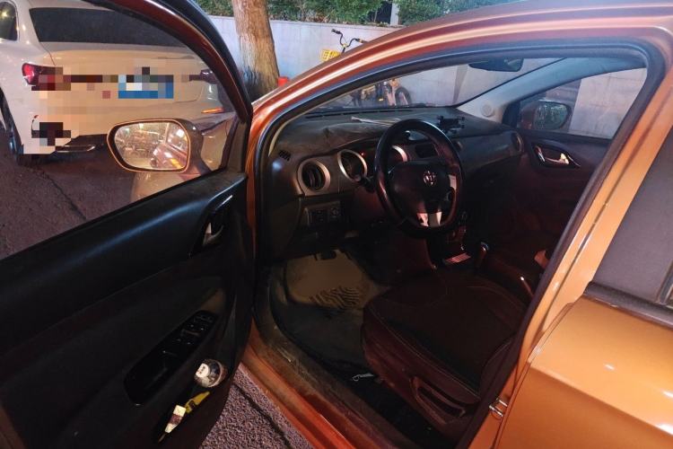 Used Brilliance H220 2014 1.5L AMT Sunroof Version Driver Seat