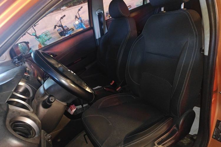 Used Brilliance H220 2014 1.5L AMT Sunroof Version Left Front Seat