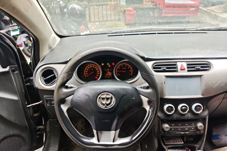 Used Brilliance H230 2012 1.5L Manual Comfort Edition Steering Wheel