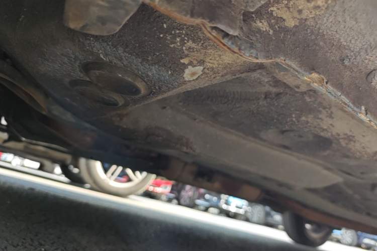 Used Brilliance H230 2012 1.5L AMT Elite Version Chassis Front Left