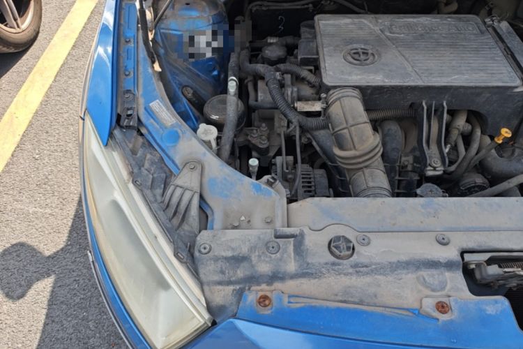 Used Brilliance H230 2012 1.5L AMT Elite Version Engine Bay Right