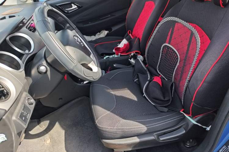Used Brilliance H230 2012 1.5L AMT Elite Version Left Front Seat