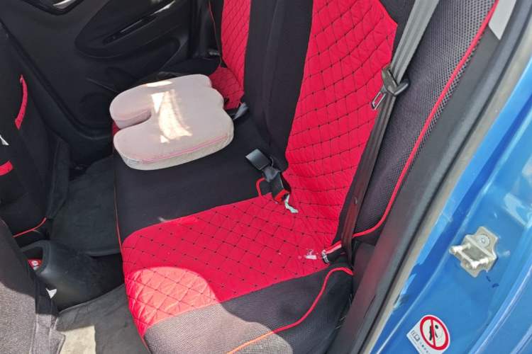 Used Brilliance H230 2012 1.5L AMT Elite Version Left Rear Seat
